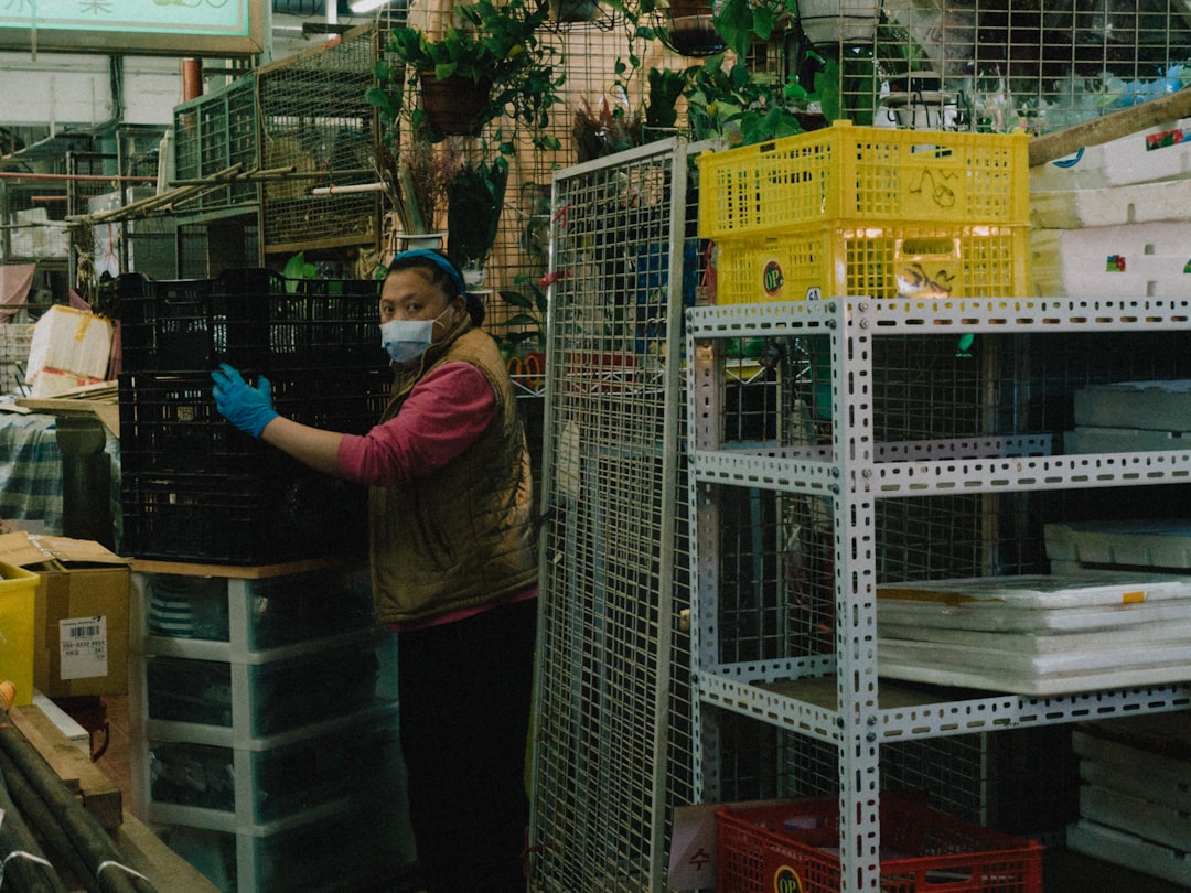 Material selection area